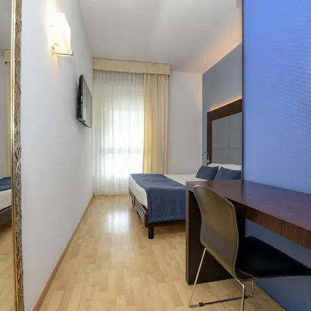 Hotel City Готель 3*