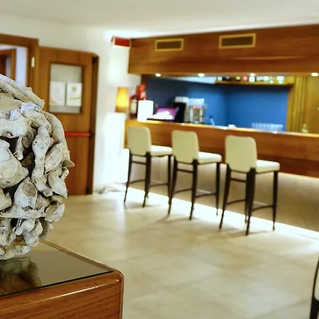 Hotel City Дезенцано-дель-Гарда