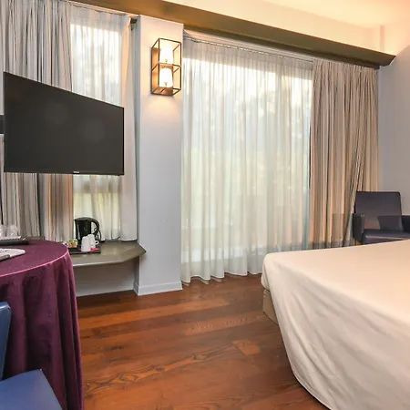 Hotel City 3*